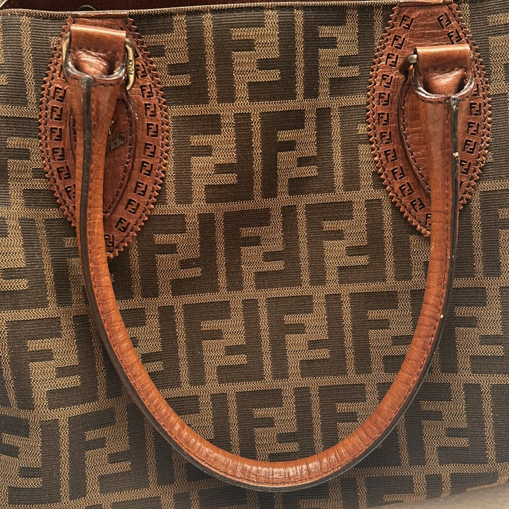 🌼🌺🌸FENDİ AUTHENTIC VINTAGE ZÜCCA DU JOUR BAG - Picture 12 of 14